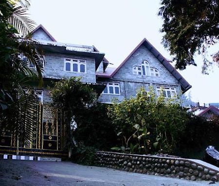 Hotel Artistic Greystone Dreams Kalimpong Exterior foto